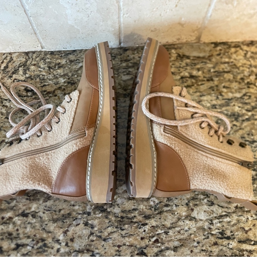 Universal Thread Courtney Boots - Picture 4 of 5